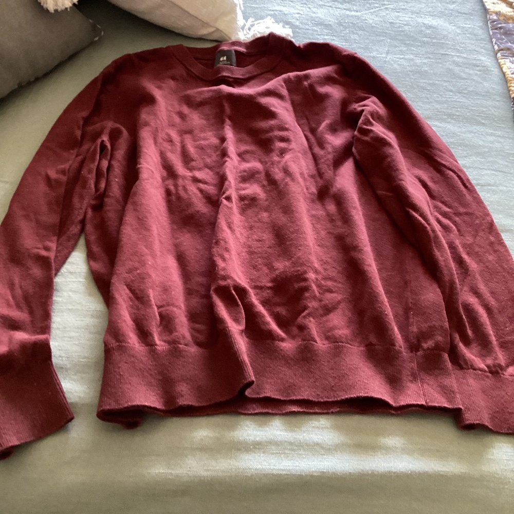 H&M Burgundy Large Slim Fit Sweater